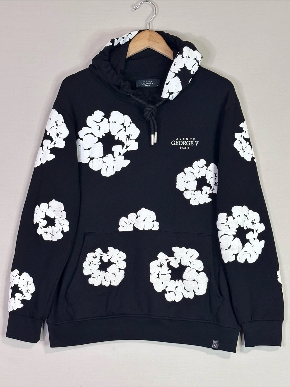 Avenue George V Paris Floral Graphic Hoodie Black Streetwear Pullover L